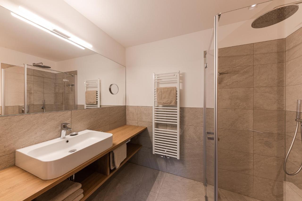 Aparthotel Abina Lana Hoehe Exterior photo